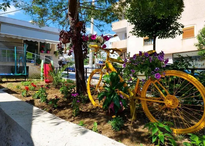 The Eden Hotel Hotel *